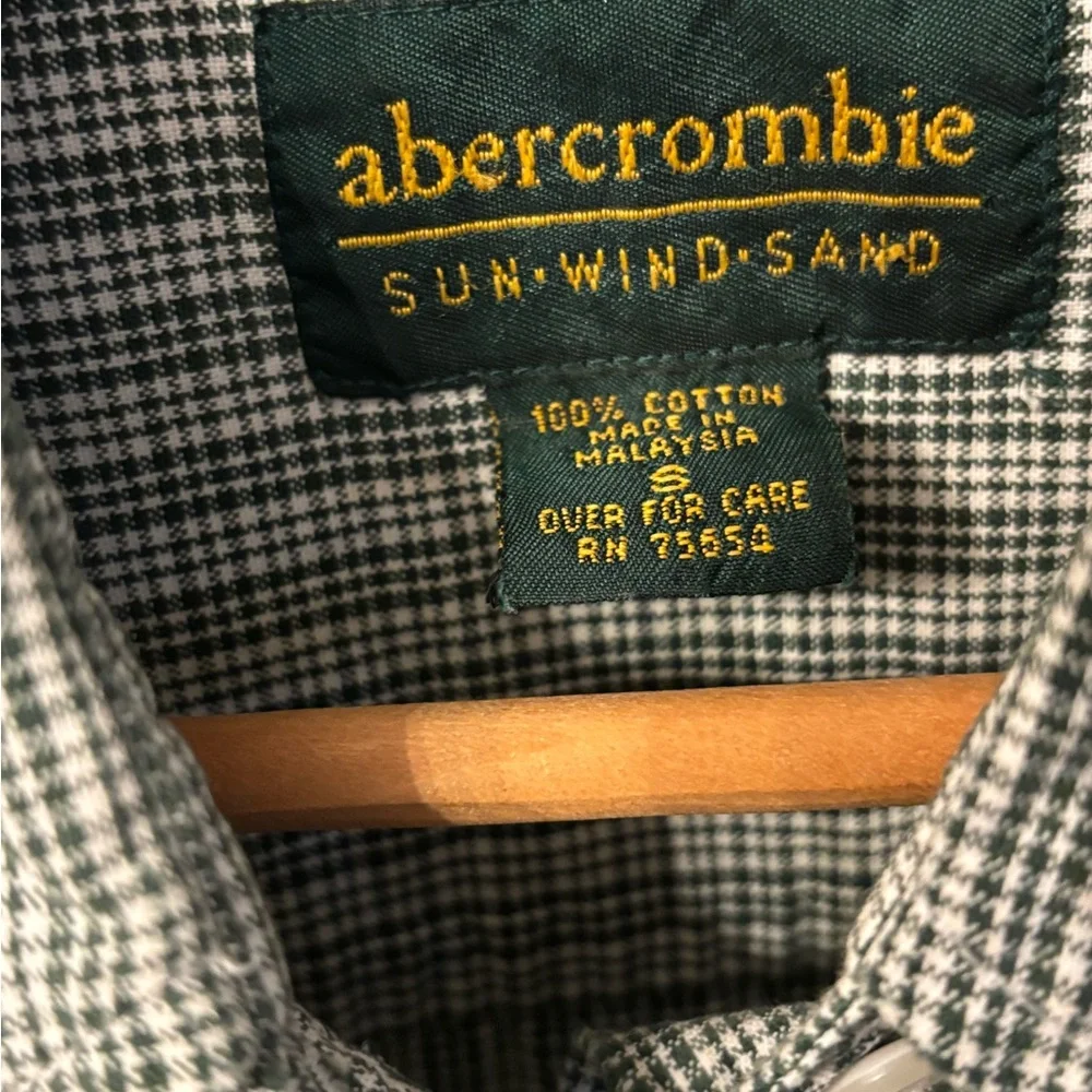 Vintage Abercrombie & Fitch Sleeveless Plaid Button Down Shirt Small Green Plaid - Picture 3 of 4